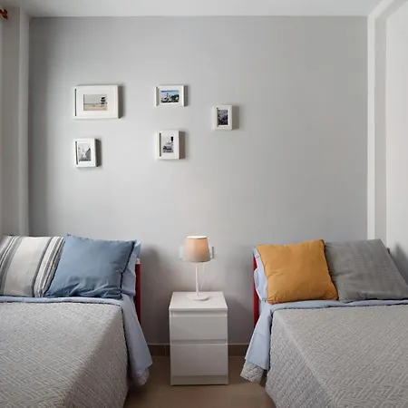 Manuela - Solo Familias * Conil De La Frontera