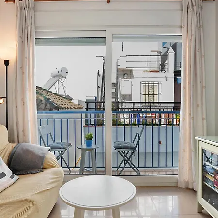 Manuela - Solo Familias Apartment *