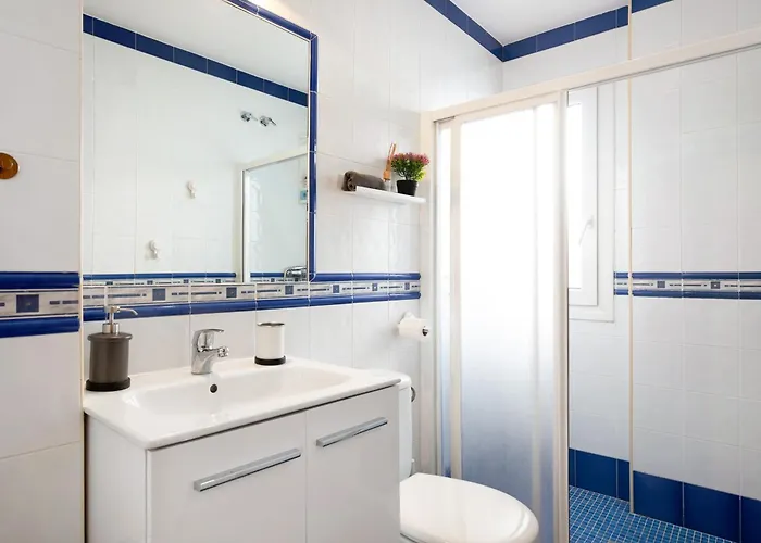 Manuela - Solo Familias Apartment