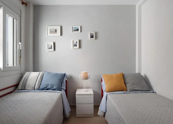 Manuela - Solo Familias * Conil De La Frontera